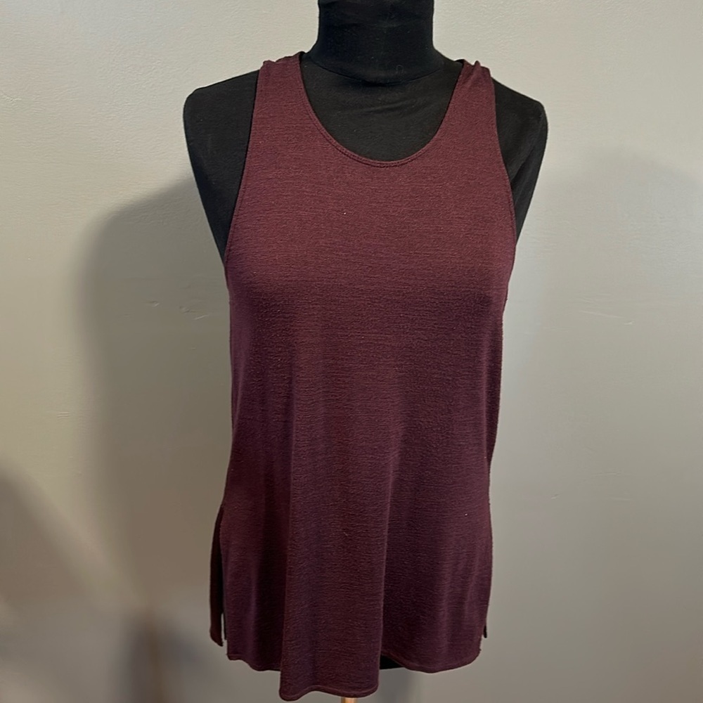 🔥Wilfred Free Aritzia Sz S Swing Racer Back Tank Top Eggplant Purple Stretch.